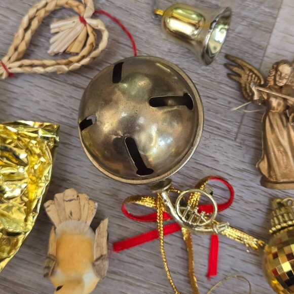 3/$45 💗 Vintage Gold-Themed Ornament Bundle – 11 Pieces – GUC - Picture 3 of 3